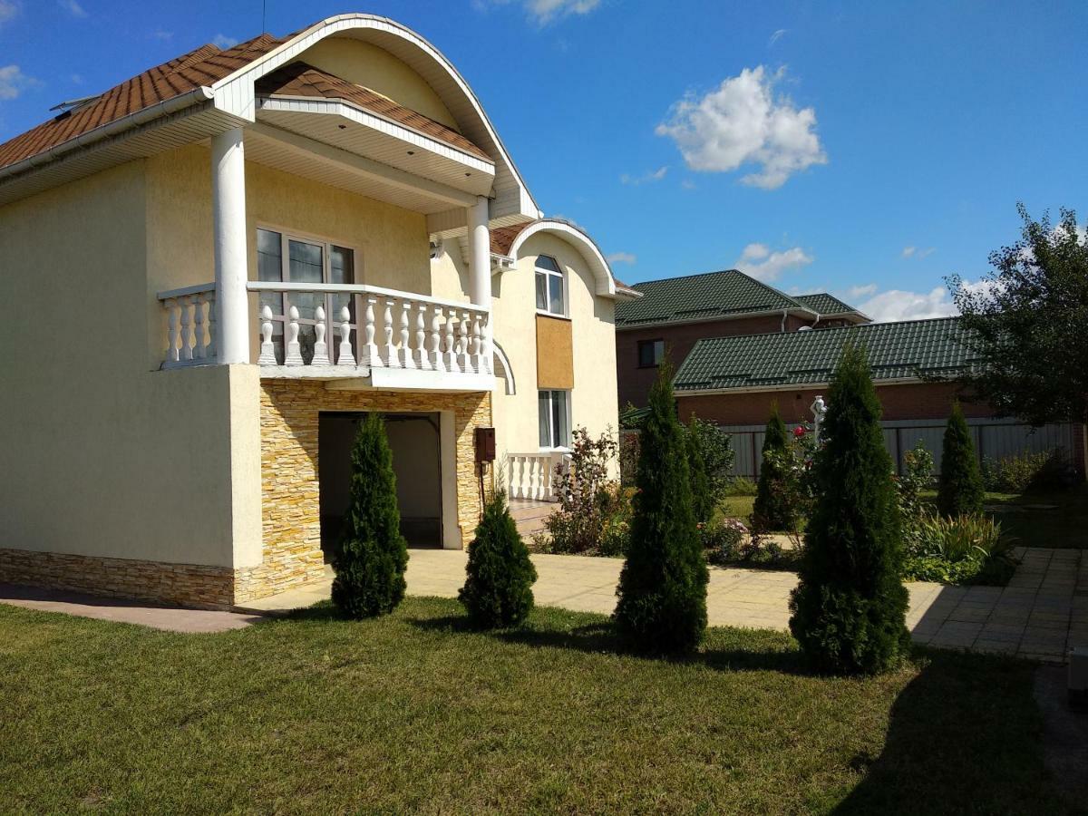 Дом С Бассейном И Сауной Boryspilʼ Exterior foto